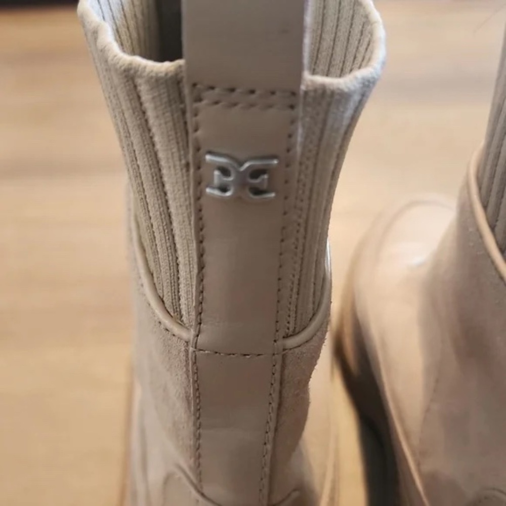 Sam Edelman Leone Lug Sole Chelsea Boots - Picture 8 of 10